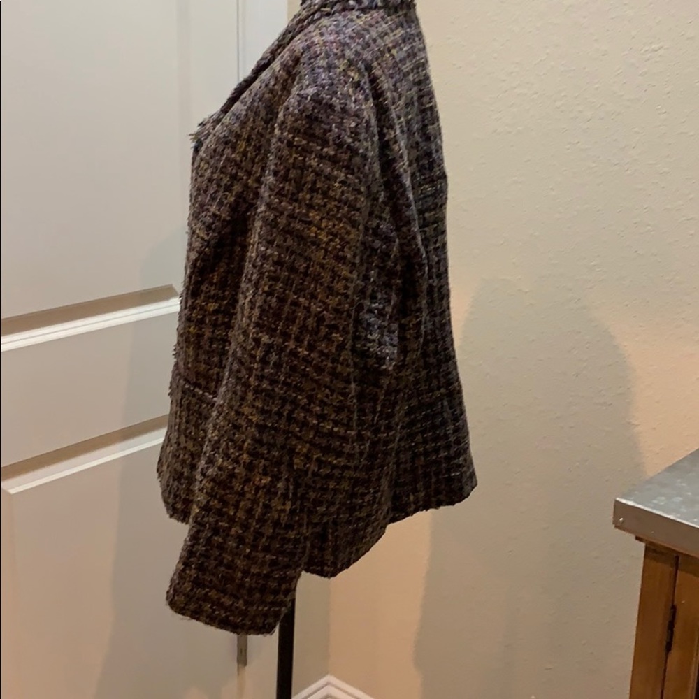 Jacket - Picture 5 of 6